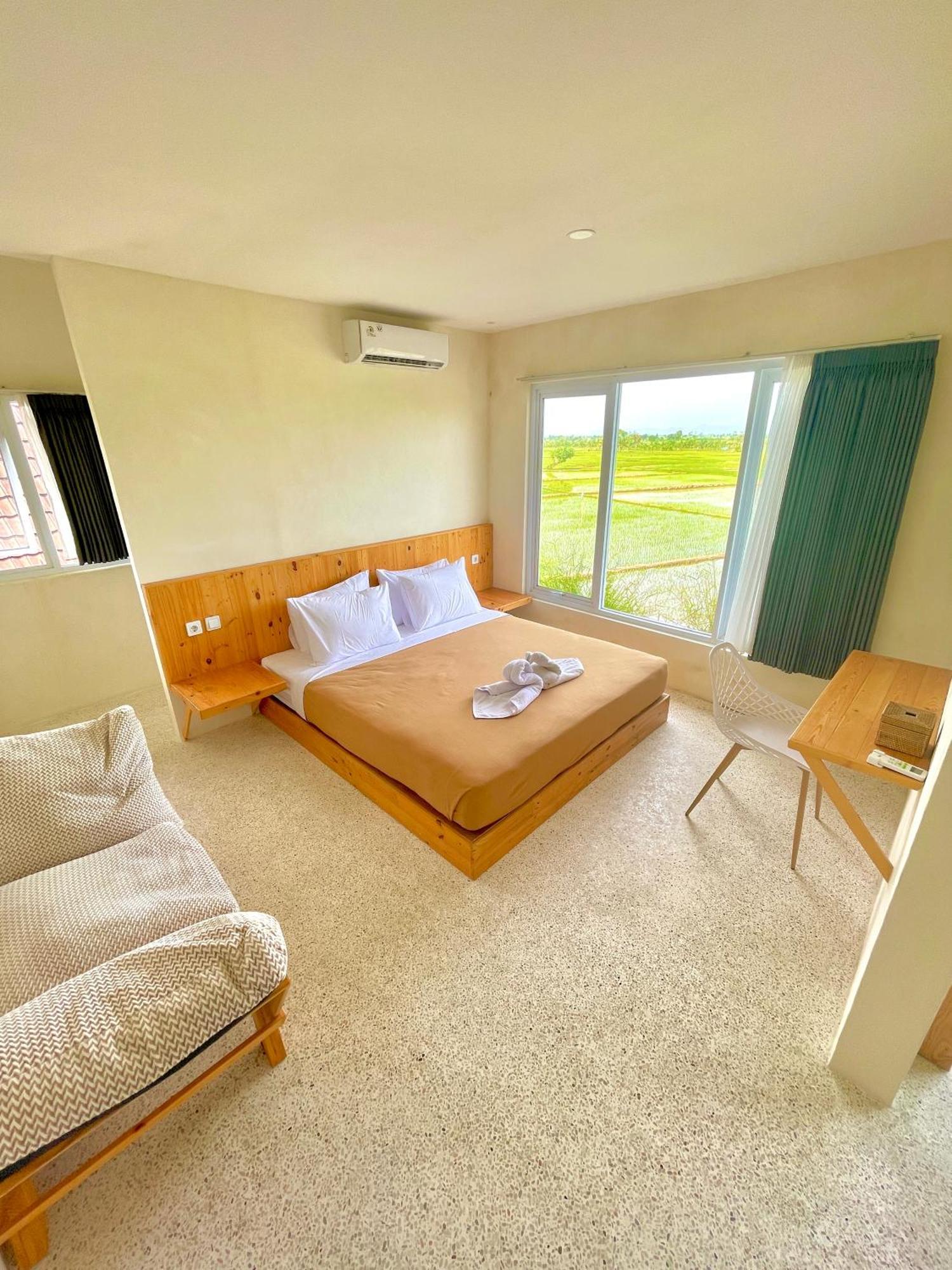 Tanawu Airport Hotel Lombok Praya Luaran gambar